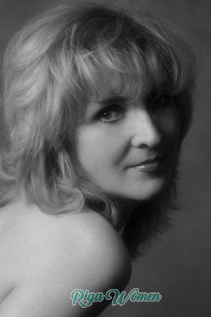 76943 - Janna Age: 44 - Russia