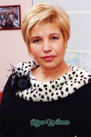 77154 - Svetlana Age: 46 - Russia