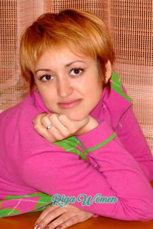 77518 - Marina Age: 35 - Russia