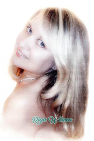78551 - Lana Age: 44 - Russia