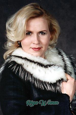 79047 - Liliya Age: 35 - Russia