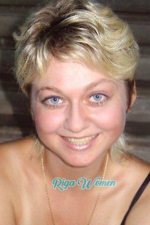 79781 - Ksenia Age: 31 - Russia