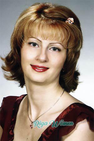 81365 - Oksana Age: 44 - Russia