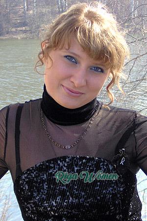 86364 - Svetlana Age: 27 - Russia