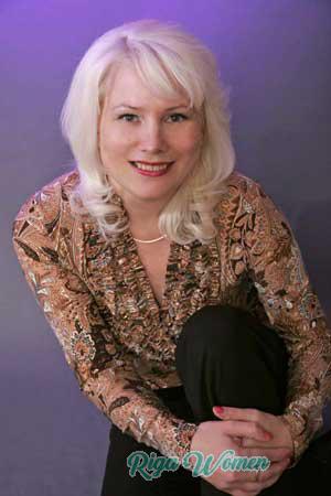 89464 - Irina Age: 43 - Russia